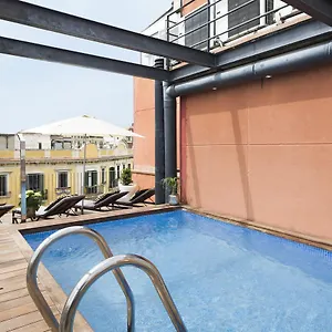 https://my-space-barcelona-pool-city-center.catalonia-hotels.com